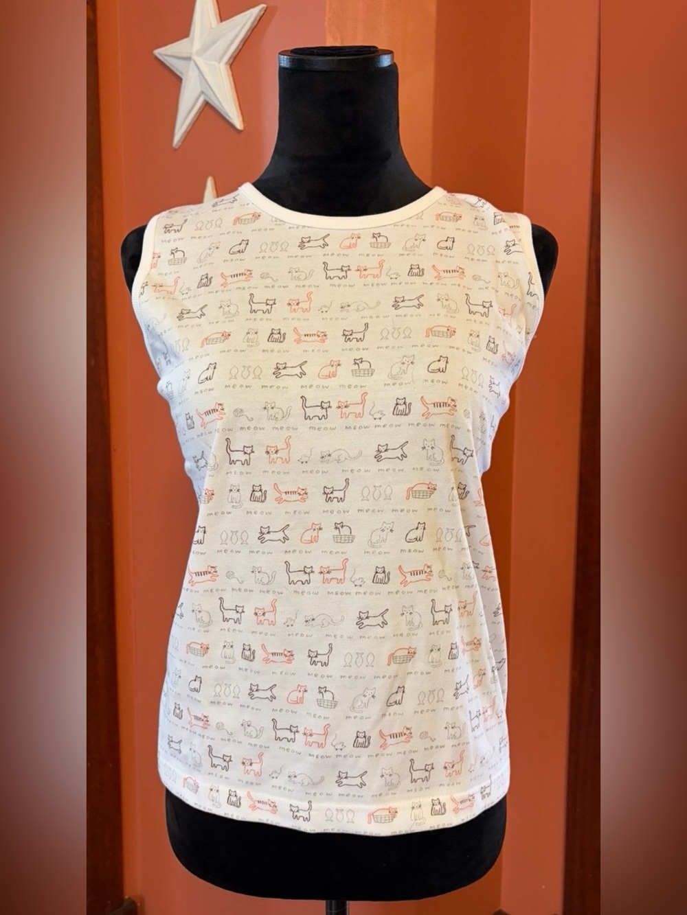 NWT-Vintage Christopher & Banks ivory tank with cat print